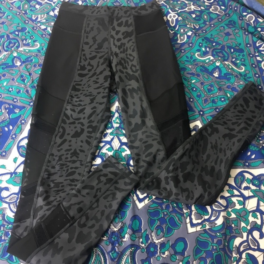 Lululemon Just Breathe Leopard Leggings